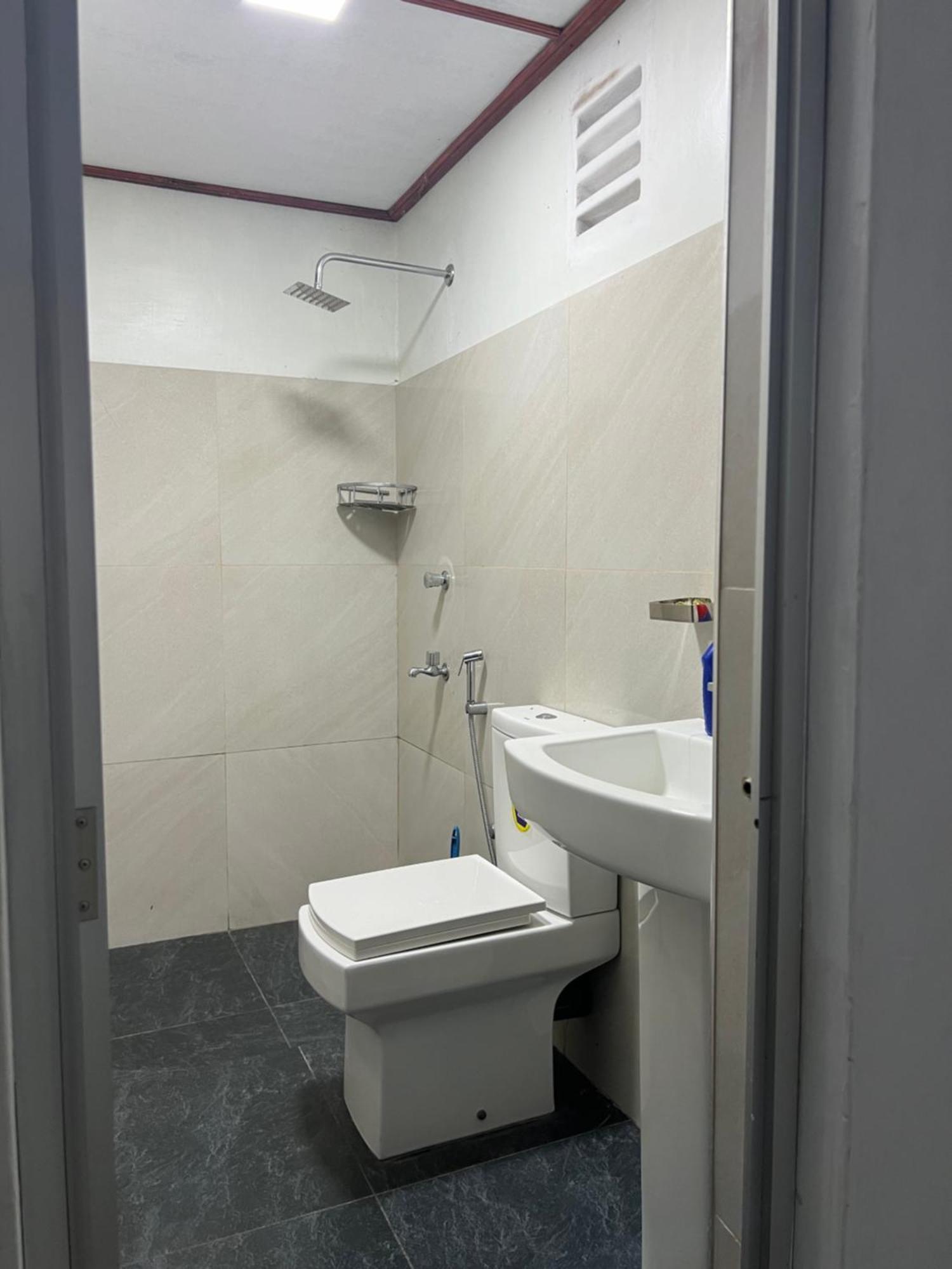 Honey Beach Hostel 尼甘布 外观 照片